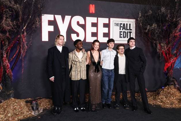 Netflix FYSEE: The Fall Edit - Stranger Things Season 5 FYC Event English actor and singer Jamie Campbell Bower, American actor, singer, and dancer Caleb McLaughlin, British actress and producer Millie Bobby Brown, Canadian-American actor and entrepreneur Noah Schnapp, American actor and singer Gaten Matarazzo and Canadian actor, musician, director, and recording artist Finn Wolfhard arrive at the Netflix FYSEE: The Fall Edit - Stranger Things Season 5 FYC (For Your Consideration) Event held at the Netflix Tudum Theater in Hollywood, Los Angeles, California, United States. Netflix Tudum Theater, Hollywood, Los Angeles, California, USA California United States  Copyright: xImagexPressxAgencyx originalFilename: collin-netflixf251109_npWHV.jpg