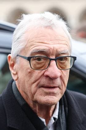 Robert De Niro In Krakow American actor Robert De Niro during his visit at Main Square in Krakow, Poland on November 9, 2025. Krakow Poland  Copyright: xJakubxPorzyckix originalFilename: porzycki-robertde251109_npAsn.jpg