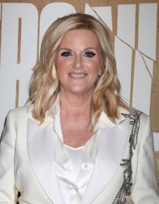 Opening night of Broadway™s ˜The Queen Of Versailles™ at the St James Theatre Featuring: Trisha Yearwood Where: New York City, New York, United States When: 09 Nov 2025 Credit: Adam Nemser INSTARimages EDITORIAL USE ONLY. NOT FOR USE BY NEWSPAPERS BASED IN THE UK. Copyright: xADAMxNEMSERx instar55256647