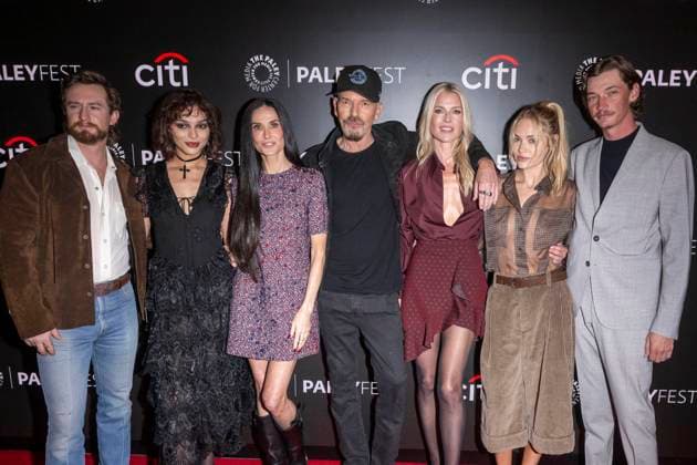 PaleyFest NY 2025: Paramount+ s Landman , New York, New York, USA - 09 Nov 2025 (L-R) Christian Wallace, Paulina Chávez, Demi Moore, Billy Bob Thornton, Ali Larter, Michelle Randolph and Jacob Lofland attend Paramount+ s Landman during PaleyFest NY 2025 at The Paley Museum. New York United States Copyright: xRonxAdarx xSOPAxImagesx _radar_paley_20251109_00753