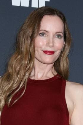 RECORD DATE NOT STATED USA - 2025 Women in Film Honors - Beverly Hills LOS ANGELES - NOV 6: Leslie Mann at the 2025 Women in Film Honors at the Beverly Hilton Hotel on November 6, 2025 in Beverly Hills, CA Beverly Hills CA USA EDITORIAL USE ONLY Copyright: x 2025xKathyxHutchinsx xHutchinsxPhotox HutchinsxPhotox khphotos868864