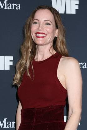 RECORD DATE NOT STATED USA - 2025 Women in Film Honors - Beverly Hills LOS ANGELES - NOV 6: Leslie Mann at the 2025 Women in Film Honors at the Beverly Hilton Hotel on November 6, 2025 in Beverly Hills, CA Beverly Hills CA USA EDITORIAL USE ONLY Copyright: x 2025xKathyxHutchinsx xHutchinsxPhotox HutchinsxPhotox khphotos868866