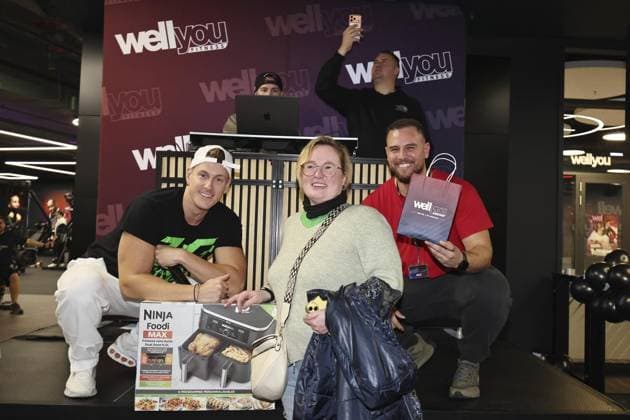 Calvin Kleinen attends the official opening of Wellyou FOR EDITORIAL PURPOSES ONLY EDITORIAL USE ONLY p Party musician Calvin Kleinen on November 10, 2025 at the Wellyou fitness center in the Rathausgalerie in Velbert Stadtmitte Germany NRW Velbert Copyright ChristofxKoepsel Copyright: ChristofxKoepsel doc837f3n9nzk2bba0ee1i ,EDITORIAL USE ONLY Copyright: ChristofxKoepsel