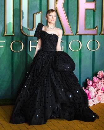 European Premiere of WICKED FOR GOOD on Monday 10 November 2025 Ariana Grande seen at the European Premiere of WICKED FOR GOOD on Monday 10 November 2025 at Cineworld Leicester Square, London. ., Credit:Julie Edwards Avalon  Copyright: xJuliexEdwardsx xAvalonx 1051704202