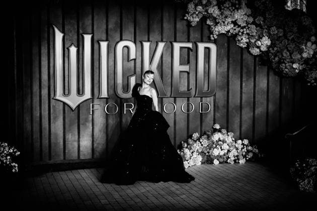 European Premiere of WICKED FOR GOOD on Monday 10 November 2025 Ariana Grande seen at the European Premiere of WICKED FOR GOOD on Monday 10 November 2025 at Cineworld Leicester Square, London. Editors Note: Image converted to monochrome., Credit:Julie Edwards Avalon  Copyright: xJuliexEdwardsx xAvalonx 1051704797