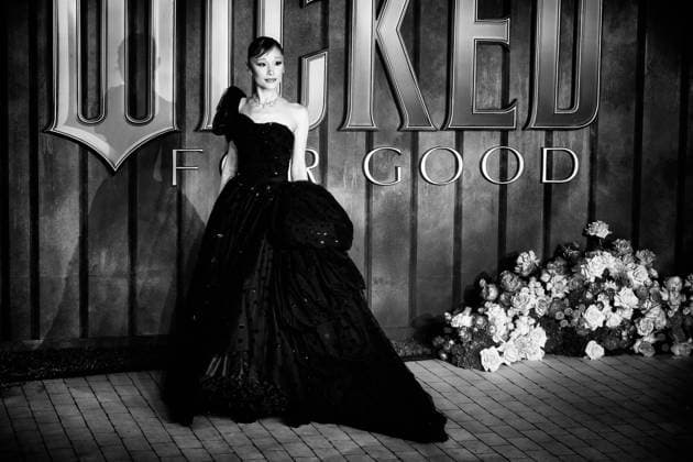 European Premiere of WICKED FOR GOOD on Monday 10 November 2025 Ariana Grande seen at the European Premiere of WICKED FOR GOOD on Monday 10 November 2025 at Cineworld Leicester Square, London. Editors Note: Image converted to monochrome., Credit:Julie Edwards Avalon  Copyright: xJuliexEdwardsx xAvalonx 1051704887