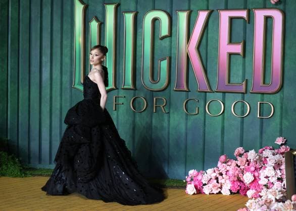 Wicked: For Good European Premiere at Cineworld Leicester Square in London - 10 Nov 2025 Ariana Grande attends the Wicked: For Good European Premiere at Cineworld Leicester Square. London United Kingdom Copyright: xFredxDuvalx xSOPAxImagesx FD_Wicked_For_Good_10