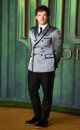 Wicked: For Good European Premiere at Cineworld Leicester Square in London - 10 Nov 2025 Ethan Slater attends the Wicked: For Good European Premiere at Cineworld Leicester Square. London United Kingdom Copyright: xFredxDuvalx xSOPAxImagesx FD_Wicked_For_Good_31