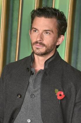 European Premiere of Wicked For Good at Cineworld, Leicester Square, London. - 10 November 2025. Jonathan Bailey at the European Premiere of Wicked For Good at Cineworld in Leicester Square, 5-6 Leicester Square, London WC2H 7NA on Monday 10 November 2025., Credit:Sue Andrews Avalon Leicester Square, London WC2H 7NA, London  Copyright: xSuexAndrewsx xAvalonx 1051725450