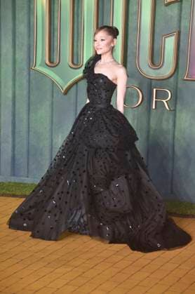 European Premiere of Wicked For Good at Cineworld, Leicester Square, London. - 10 November 2025. Ariana Grande at the European Premiere of Wicked For Good at Cineworld in Leicester Square, 5-6 Leicester Square, London WC2H 7NA on Monday 10 November 2025., Credit:Sue Andrews Avalon Leicester Square, London WC2H 7NA, London  Copyright: xSuexAndrewsx xAvalonx 1051725462