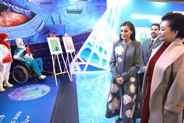 12-11-2025 Queen Letizia with Peng Liyuan during the statevisit in Beijing, China. Â  Copyright: xPPEx