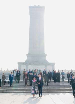 12-11-2025 Monument King Felipe and Queen Letizia stand in front of members of the honor guard during a wreath laying ceremony at the Monument to the Peoples Heroes, in Tiananmen Square, in Beijing, China. Â  Copyright: xPPEx