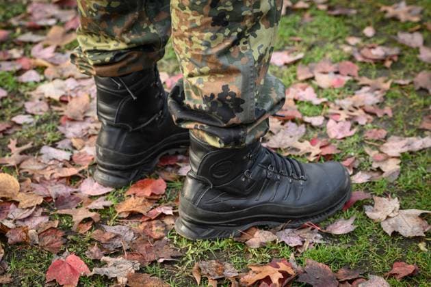 Berlin, central event 70 years of the Bundeswehr Ceremonial pledge as a central event of the Federal Minister of Defense Boris Pistorius SPD on 12 11 2025 on the occasion of 70 years of the Bundeswehr in front of the Federal Chancellery in Berlin In the picture The boots of a soldier Berlin Berlin Germany