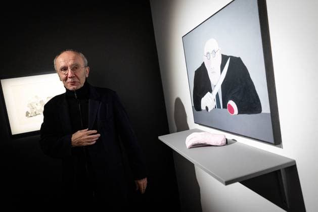Exhibition of Philippe Geluck - Paris AJ Portrait of Philippe Geluck during the opening of the exhibition (vernissage) of Philippe Geluck, author of the comic book (Bande dessinee, BD, Livre) strip Le Chat at the Maillol Museum in Paris, France on November 12, 2025. Photo by Alexis Jumeau ABACAPRESS.COM Paris France  Copyright: xJumeauxAlexis ABACAx