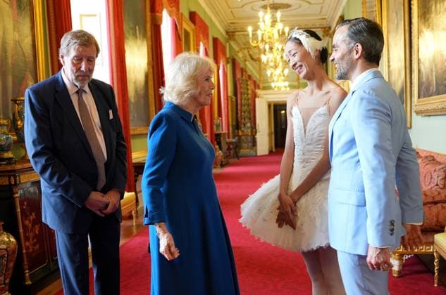 English National Ballet reception (left-right) Sir Rupert Gavin, Chair of English National Ballet, Queen Camilla, Patron of the English National Ballet, ballerina Sangeun Lee, and Aaron Watkin, Artistic director of the English National Ballet during a reception with staff, dancers, and supporters to celebrate the company s 75th anniversary and recognise the heritage, innovative creation of new works, and their learning and engagement programme, at Buckingham Palace in central London. Picture date: Wednesday November 12, 2025., Credit:Yui Mok Avalon UK, London  Copyright: xYuixMokx xAvalonx 1052047531