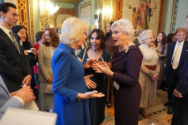 English National Ballet reception Queen Camilla, Patron of the English National Ballet, speaks with Arlene Phillips and Angela Rippon during a reception with staff, dancers, and supporters to celebrate the company s 75th anniversary and recognise the heritage, innovative creation of new works, and their learning and engagement programme, at Buckingham Palace in central London. Picture date: Wednesday November 12, 2025., Credit:Yui Mok Avalon UK, London  Copyright: xYuixMokx xAvalonx 1052047700
