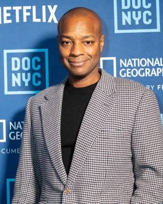 November 12, 2025, Bronx, New York, USA: Ebs Burnough attends the 2025 DOC NYC s Visionaries Lunch at Gotham Hall in New York, NY on November 12, 2025. Bronx USA - ZUMAr339 20251112_znp_r339_006 Copyright: xLevxRadinx