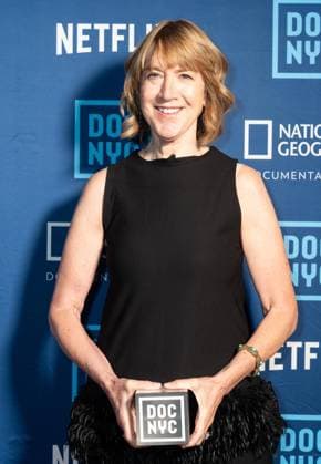 November 12, 2025, Bronx, New York, USA: Lois Vossen attends the 2025 DOC NYC s Visionaries Lunch at Gotham Hall in New York, NY on November 12, 2025. Bronx USA - ZUMAr339 20251112_znp_r339_012 Copyright: xLevxRadinx