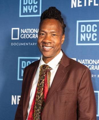 November 12, 2025, Bronx, New York, USA: Roger Ross Williams attends the 2025 DOC NYC s Visionaries Lunch at Gotham Hall in New York, NY on November 12, 2025. Bronx USA - ZUMAr339 20251112_znp_r339_021 Copyright: xLevxRadinx
