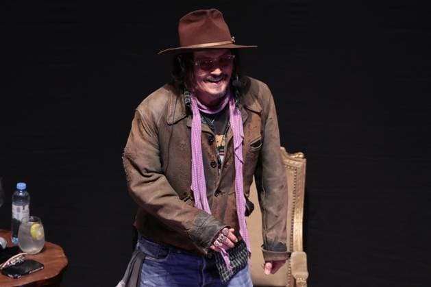 Modigliani: Three Days in Montparnasse premiere in Argentina BUENOS AIRES, ARGENTINA – NOVEMBER 12, 2025: American actor and director Johnny Depp led a masterclass in acting alongside Riccardo Scamarcio, star of the film, at the historic Podestá Theater in La Plata, Buenos Aires Province, Argentina, on November 12, 2025. The event, attended by students, actors, and local theater enthusiasts, was part of Depp s promotional visit to Argentina for the premiere of his new film, Modigliani: Three Days in Montparnasse, which he directed and produced. During the session, Depp discussed the creative process, character development, and his experience working on the biographical film, receiving a warm ovation from the audience in La Plata. Lucia Copyright: x2025xAnadoluxLucianoxGonzalezx