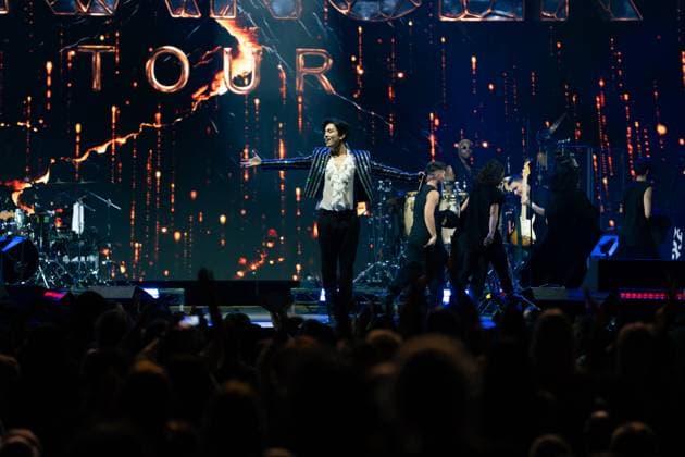 Dimash Qudaibergen in concert in London, UK - 12 Nov 2025 Dimash Qudaibergen performs on stage during his Stranger Tour at Ovo Wembley Arena. London United Kingdom Copyright: xLounisxTiarx xSOPAxImagesx DSC09451