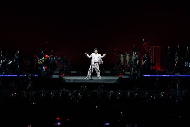 Dimash Qudaibergen in concert in London, UK - 12 Nov 2025 Dimash Qudaibergen performs on stage during his Stranger Tour at Ovo Wembley Arena. London United Kingdom Copyright: xLounisxTiarx xSOPAxImagesx DSC09512