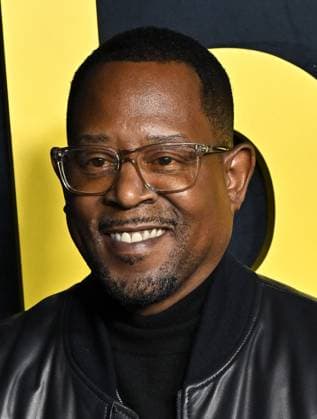 Netflix™s ˜Being Eddie™ Los Angeles Premiere Martin Lawrence arriving to Netflix™s Being Eddie Los Angeles premiere held at the Netflix Tudum Theater on November 12, 2025 in Hollywood, Ca. Hollywood Netflix Tudum Theater California USA Copyright: xStarbuck AFF-USA.COMx