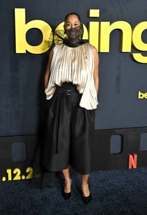 Netflix™s ˜Being Eddie™ Los Angeles Premiere Tracee Ellis Ross arriving to Netflix™s Being Eddie Los Angeles premiere held at the Netflix Tudum Theater on November 12, 2025 in Hollywood, Ca. Hollywood Netflix Tudum Theater California USA Copyright: xStarbuck AFF-USA.COMx