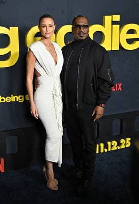 Netflix™s ˜Being Eddie™ Los Angeles Premiere Paige Butcher and Eddie Murphy arriving to Netflix™s Being Eddie Los Angeles premiere held at the Netflix Tudum Theater on November 12, 2025 in Hollywood, Ca. Hollywood Netflix Tudum Theater California USA Copyright: xStarbuck AFF-USA.COMx