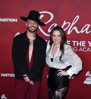 The Latin Recording Academy Person Of The Year Gala 2025 Honoring Raphael - Arrivals Jesse Huerta and Joy Huerta of Jesse & Joy attend The Latin Recording Academy 2025 Person of the Year Gala Honoring Raphael at the Mandalay Bay Convention Center on November 12, 2025 in Las Vegas, Nevada. Las Vegas Mandalay Bay Nevada USA Copyright: xCxFlanigan imageSPACEx
