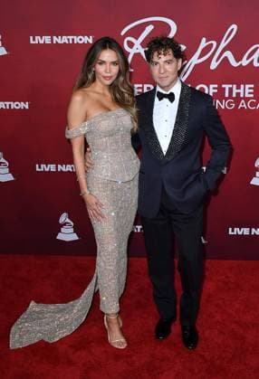 The Latin Recording Academy Person Of The Year Gala 2025 Honoring Raphael - Arrivals David Bisbal, Rosanna Zanetti attend The Latin Recording Academy 2025 Person of the Year Gala Honoring Raphael at the Mandalay Bay Convention Center on November 12, 2025 in Las Vegas, Nevada. Las Vegas Mandalay Bay Nevada USA Copyright: xCxFlanigan imageSPACEx