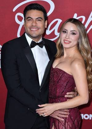 The Latin Recording Academy Person Of The Year Gala 2025 Honoring Raphael - Arrivals Carlos Rivera, Cynthia Deyanira Rodriguez Ruiz attend The Latin Recording Academy 2025 Person of the Year Gala Honoring Raphael at the Mandalay Bay Convention Center on November 12, 2025 in Las Vegas, Nevada. Las Vegas Mandalay Bay Nevada USA Copyright: xCxFlanigan imageSPACEx