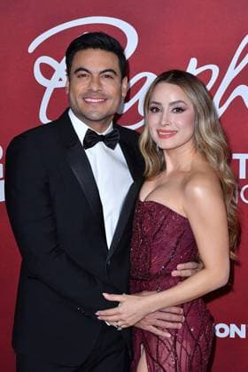 The Latin Recording Academy Person Of The Year Gala 2025 Honoring Raphael - Arrivals Carlos Rivera, Cynthia Deyanira Rodriguez Ruiz attend The Latin Recording Academy 2025 Person of the Year Gala Honoring Raphael at the Mandalay Bay Convention Center on November 12, 2025 in Las Vegas, Nevada. Las Vegas Mandalay Bay Nevada USA Copyright: xCxFlanigan imageSPACEx