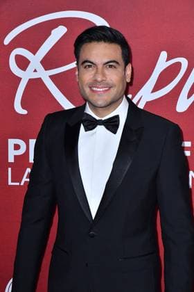 The Latin Recording Academy Person Of The Year Gala 2025 Honoring Raphael - Arrivals Carlos Rivera attends The Latin Recording Academy 2025 Person of the Year Gala Honoring Raphael at the Mandalay Bay Convention Center on November 12, 2025 in Las Vegas, Nevada. Las Vegas Mandalay Bay Nevada USA Copyright: xCxFlanigan imageSPACEx