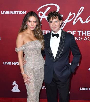 The Latin Recording Academy Person Of The Year Gala 2025 Honoring Raphael - Arrivals David Bisbal, Rosanna Zanetti attend The Latin Recording Academy 2025 Person of the Year Gala Honoring Raphael at the Mandalay Bay Convention Center on November 12, 2025 in Las Vegas, Nevada. Las Vegas Mandalay Bay Nevada USA Copyright: xCxFlanigan imageSPACEx