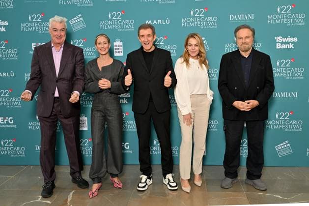 Daniel McVicar, Teresa Riott, Ezio Greggio, Claudia Gerini and Franco Nero Launch and presentation of the Jury for the 22nd Monte Carlo Festival de la Comédie at the Grimaldi Forum in Monaco, November 12, 2025 Ezio Greggio, the Festivals founder and president, introduced the members of the Jury and the films in competition on stage in the Salle Camille Blanc at the Grimaldi Forum Actress Claudia Gerini, is President of the Jury, Franco Nero, Honorary President, Teresa Riott and Daniel McVicar make up this cinematic quartet. The Festivals aim is to promote and enhance the different genres of comedy through film premieres, Thanks to the commitment of Ezio Greggio and the late Mario Monicelli, co-founder of the event, comedy has gained a new  Copyright: xBrunoxBebertx xBestimagexBrunoxBebertx xBestimagex