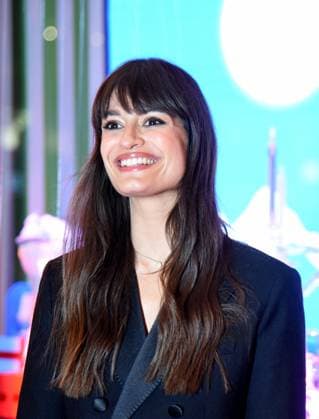 RECORD DATE NOT STATED Clara Luciani During Christmas Opening At Galeries Lafayette - Paris Clara Luciani during Christmas opening at Galeries Lafayette in Paris, France on November 12, 2025. Photo by Alain Apaydin ABACAPRESS.COM Paris France  Copyright: xApaydinxAlain ABACAx
