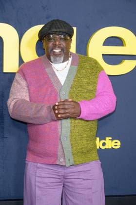 Being Eddie Premiere - Los Angeles, USA LOS ANGELES, USA. November 12, 2025: Cedric the Entertainer at the premiere for Netflix s Being Eddie at the Tudum Theatre. Los Angeles CA USA  Copyright: xPaulxSmith Featureflashx
