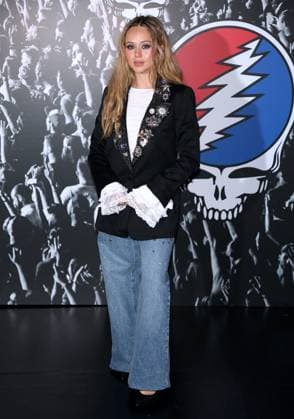 Alice & Olivia by Stacey Bendet x Grateful Dead Collaboration Celebration - NYC Brec Bassinger attends Alice & Olivia by Stacey Bendet x Grateful Dead Collaboration Celebration in New York, NY on November 12, 2025. Photo by Charles Guerin ABACAPRESS.COM New York City NY United States  Copyright: xGuerinxCharles ABACAx