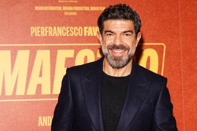 News - Il Maestro - Photocall Pierfrancesco Favino attends the Il Maestro photocall at Cinema Anteo on November 12, 2025 in Milan, Italy. Photo: Cinzia Camela. Milan Cinema Anteo Italy Copyright: xCinziaxCamelax xLiveMediax LPN_2141400