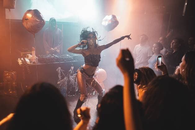 Isabella Lovestory live in Copenhagen, Denmark Copenhagen, Denmark. 12th, November 2025. The Honduran singer Isabella Lovestory performs a live concert at VEGA in Copenhagen. Denmark, Copenhagen  Copyright: xGonzalesxPhoto PeterxTroestx