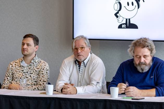 Press conference on the Kunst Rasen Open Air season 2026 in Bonn Batsi SMOLKA Druckluft , Ernst Ludwig HARTZ ELH Promotion , and Martin J NÖTZEL, Kunst Rasen Bonn Press conference on the Kunst Rasen Bonn Open Air season 2026 at the Bonn Marriott Hotel The program of over 20 open Copyright: xBonn.digitalx xMarcxJohnx