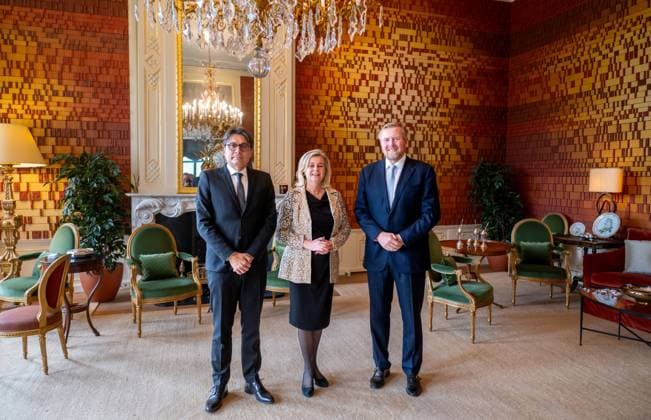 13-11-2025 HtB King Willem-Alexander during a meeting with Mr. Mattias Guyomar, president van het Europees Hof voor de Rechten van de Mens, and Mrs. Jolien Schukking, Judge, of the European Court of Human Rights at palace Huis ten Bosch Palace in The Hague. Â  Copyright: xPPEx