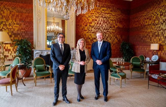 13-11-2025 HtB King Willem-Alexander during a meeting with Mr. Mattias Guyomar, president van het Europees Hof voor de Rechten van de Mens, and Mrs. Jolien Schukking, Judge, of the European Court of Human Rights at palace Huis ten Bosch Palace in The Hague. Â  Copyright: xPPEx