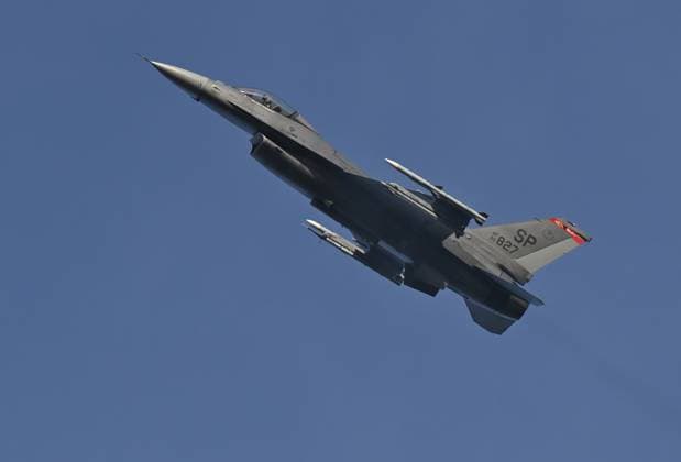 04 11 2025, xjrdrx, Politics, Air Force US Air Force, Lockheed Martin F 16 Fighting Falcon fighter aircraft Spangdahlem