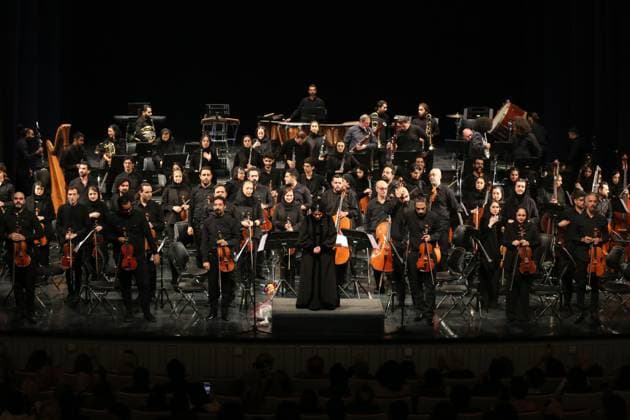 Paniz Faryusefi becomes first woman to lead Tehran Symphony Orchestra in Iran TEHRAN, IRAN - NOVEMBER 13: Tehran Symphony Orchestra performs under the baton of a female orchestra conductor Paniz Faryusefi for the first time at the Vahdat Hall in Tehran, Iran on November 13, 2025. Fatemeh Bahrami Anadolu Tehran Iran. Editorial use only. Please get in touch for any other usage.  Copyright: x2025xAnadoluxFatemehxBahramix