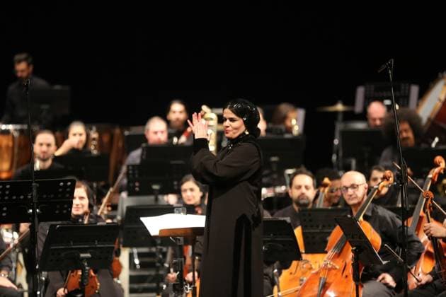 Paniz Faryusefi becomes first woman to lead Tehran Symphony Orchestra in Iran TEHRAN, IRAN - NOVEMBER 13: Tehran Symphony Orchestra performs under the baton of a female orchestra conductor Paniz Faryusefi for the first time at the Vahdat Hall in Tehran, Iran on November 13, 2025. Fatemeh Bahrami Anadolu Tehran Iran. Editorial use only. Please get in touch for any other usage.  Copyright: x2025xAnadoluxFatemehxBahramix