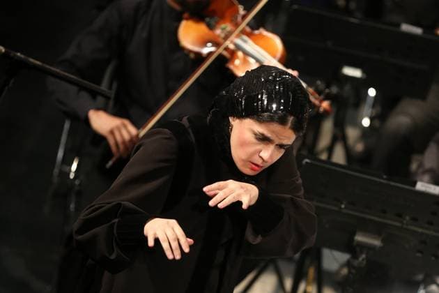 Paniz Faryusefi becomes first woman to lead Tehran Symphony Orchestra in Iran TEHRAN, IRAN - NOVEMBER 13: Tehran Symphony Orchestra performs under the baton of a female orchestra conductor Paniz Faryusefi for the first time at the Vahdat Hall in Tehran, Iran on November 13, 2025. Fatemeh Bahrami Anadolu Tehran Iran. Editorial use only. Please get in touch for any other usage.  Copyright: x2025xAnadoluxFatemehxBahramix
