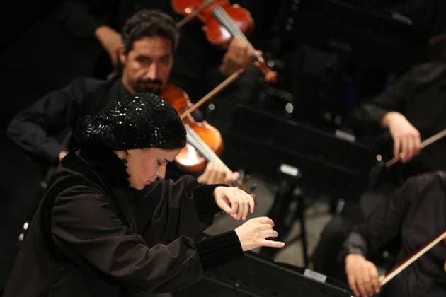 Paniz Faryusefi becomes first woman to lead Tehran Symphony Orchestra in Iran TEHRAN, IRAN - NOVEMBER 13: Tehran Symphony Orchestra performs under the baton of a female orchestra conductor Paniz Faryusefi for the first time at the Vahdat Hall in Tehran, Iran on November 13, 2025. Fatemeh Bahrami Anadolu Tehran Iran. Editorial use only. Please get in touch for any other usage.  Copyright: x2025xAnadoluxFatemehxBahramix