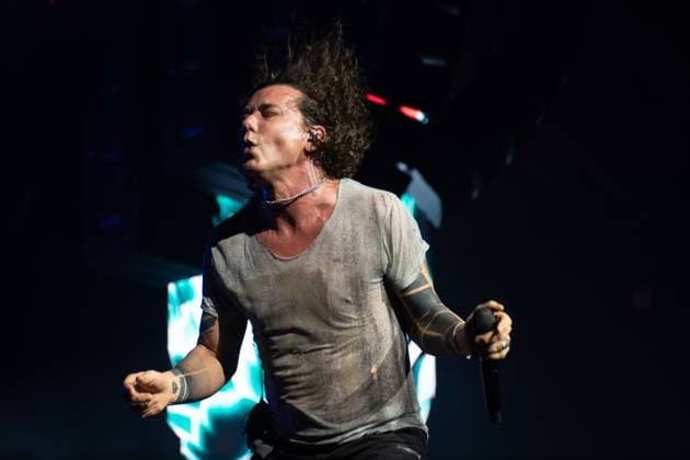 Bush Perform at OVO Arena Wembley, London Lead singer Gavin Rossdale of English alternative rock band Bush performs at OVO Arena Wembley, London, England, UK on Thursday 13 November 2025., Credit:Justin Ng Avalon UK, England, London, OVO Arena Wembley  Copyright: xJustinxNgx xAvalonx 1052307404